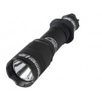 Тактический фонарь Armytek Dobermann Pro XHP35 (белый свет)